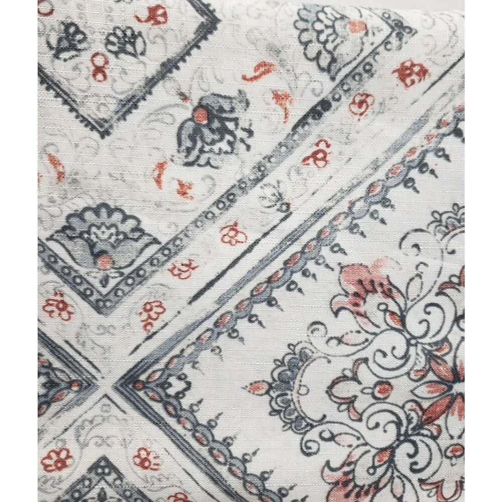 Printed Textured Tablecloth 60